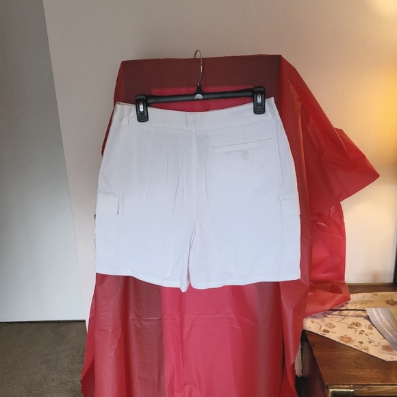 Buy 3 get one free, Chadwick's White Painters Shorts (308) - Picture 7 of 8